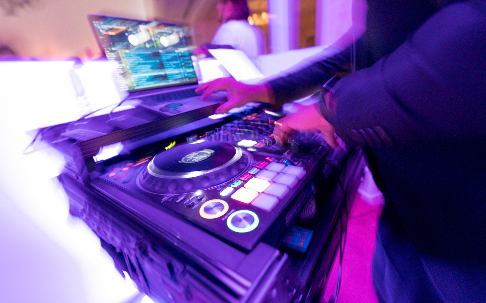 timber-black-crop-absolute-dj