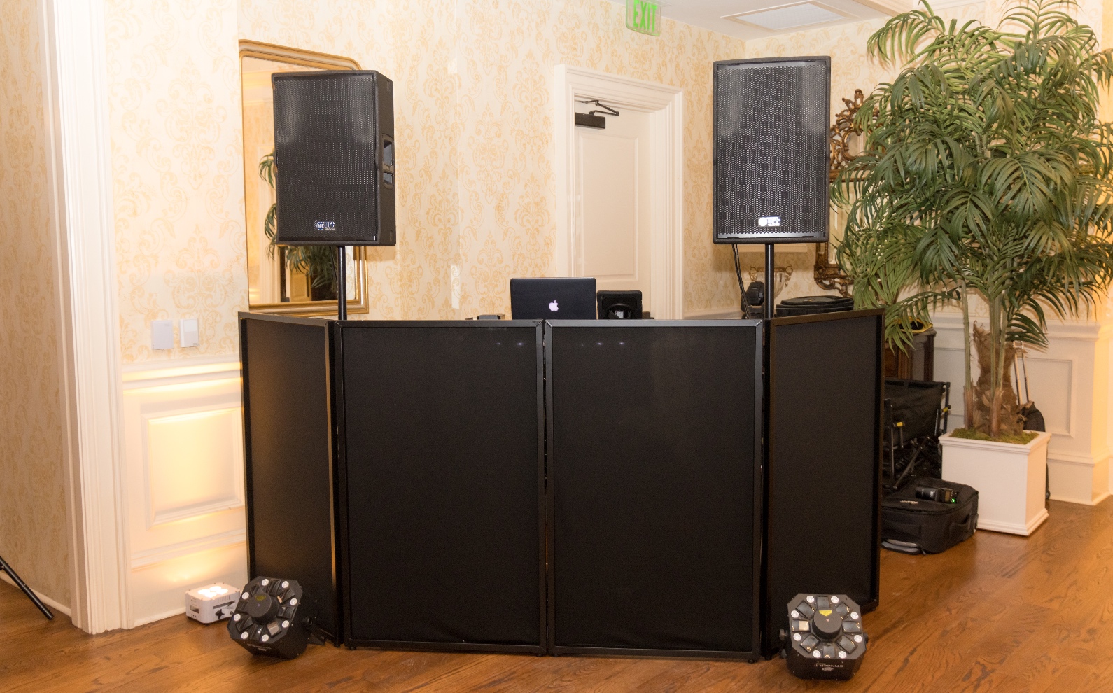 timber-black-crop-absolute-dj