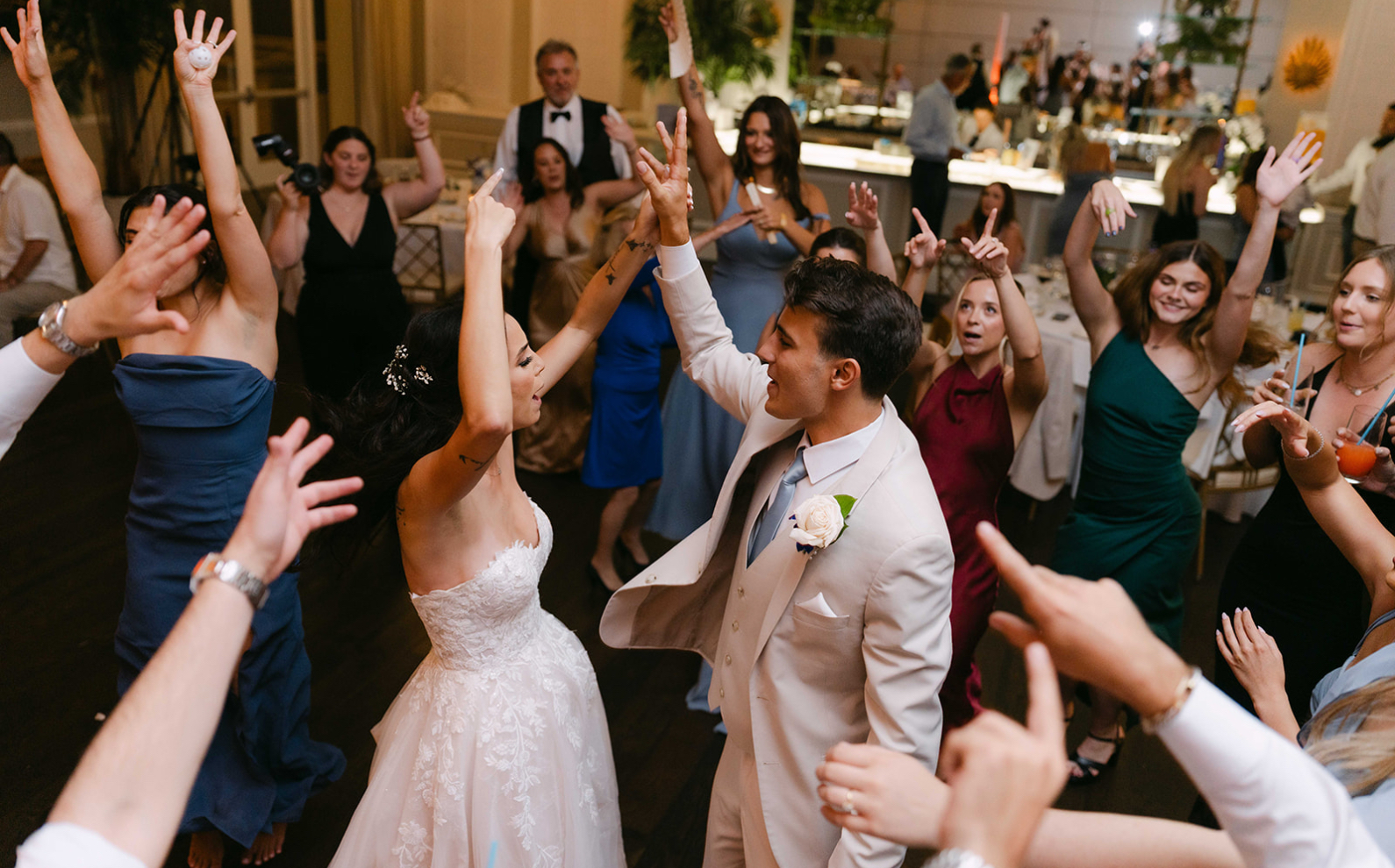 timber-black-crop-absolute-dj